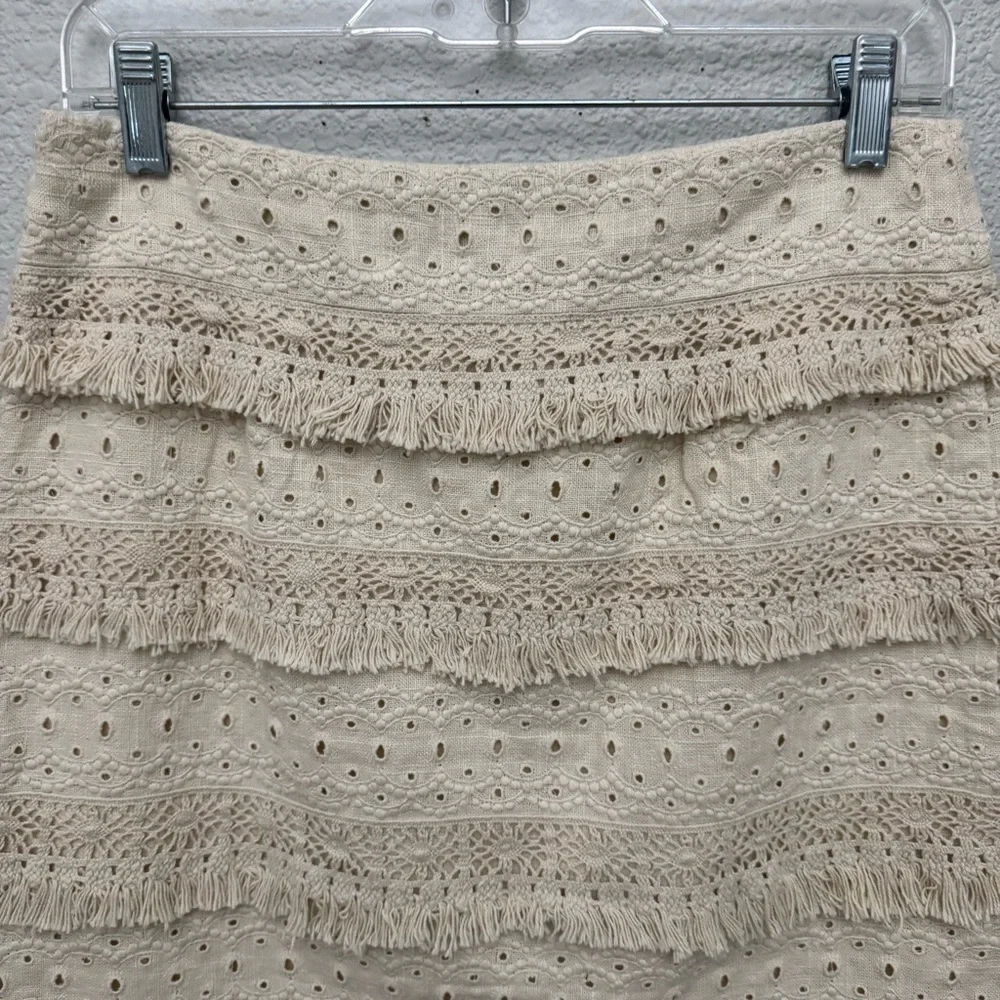 Anthropologie HD in Paris‎ Crochet Fringe Tiered Mini Boho Skirt Beige Size 2